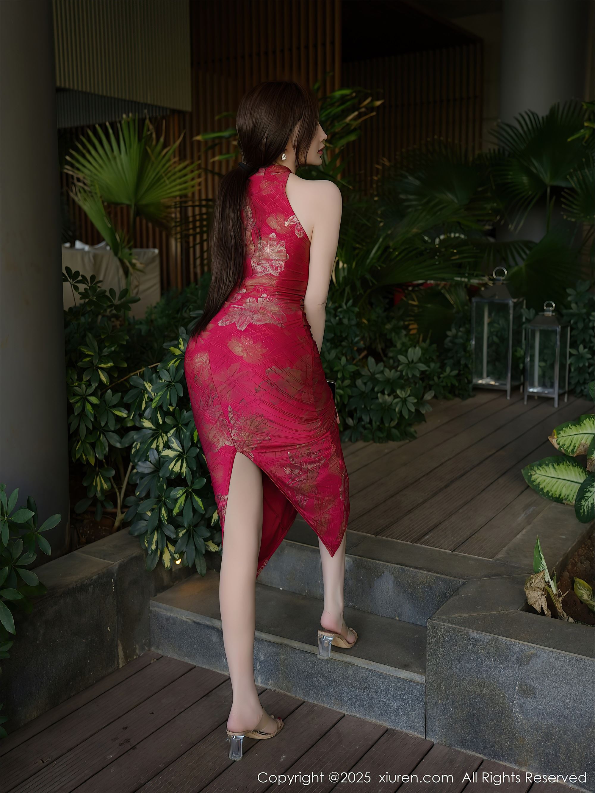 Xiuren秀人网 2025.02.05 NO.9837 Carol周妍希X